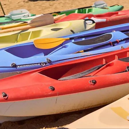 Relaxing Setreat With Pool Close To The In Apartamento